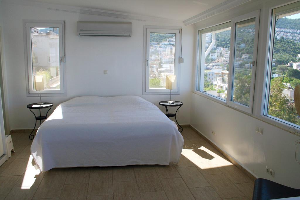 Marina View Residence Gulluk Buitenkant foto